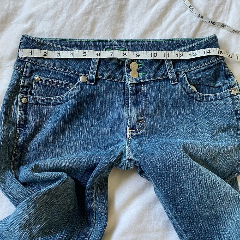 Wrangler Women's Dark Blue Denim Jeans with Embellished Back Pocket - Picture 6 of 10